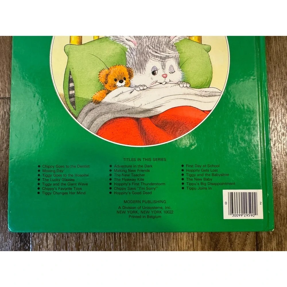 Honey Bear Hoppitys First Thunderstorm Kids OS Green Good Vintage Hardcover 1985